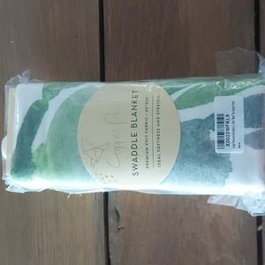 Swaddle Blanket (Bear Milestone)